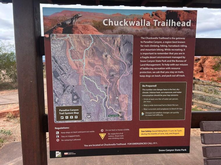 Chuckwalla Trailhead sign with the Paradise Canyon trail map